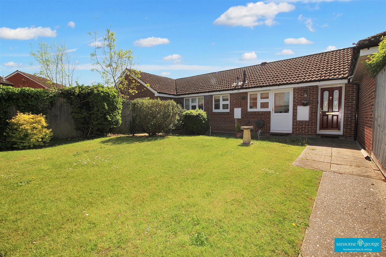 2 bed property in Condor Close, Tilehurst